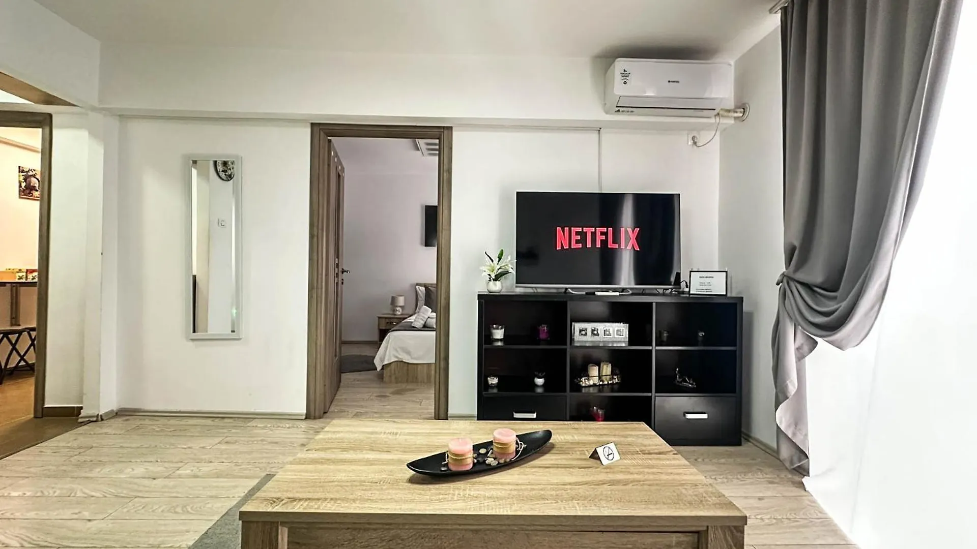 Sunrise Apartments City Center Бухарест