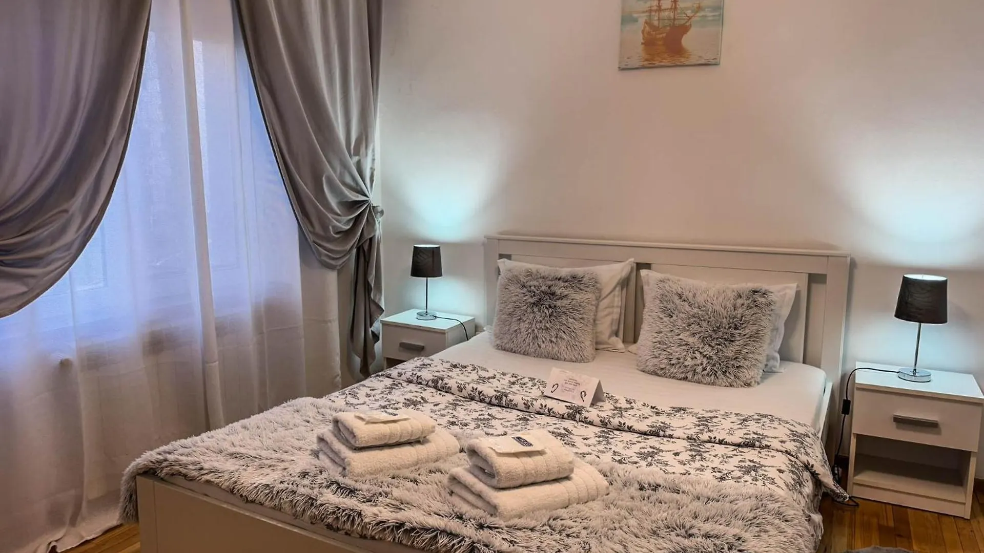 Sunrise Apartments City Center Bukarest